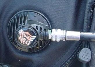 Drysuit inflator valve